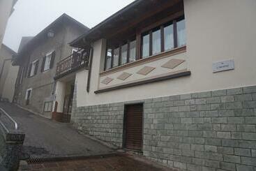 펜션 Foresteria Lombarda Da Giovanna