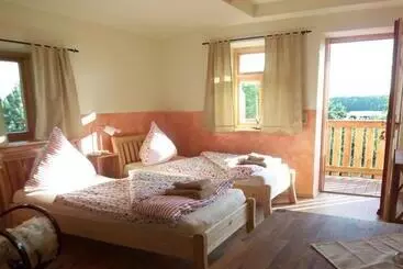 Majatalo Landhof Zur Meierei