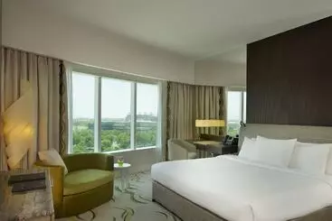 ホテル Millennium Al Rawdah