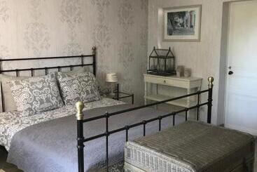 تختخواب و صبحانه Les Secrets Du Mistral