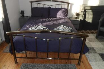 Riverside Bed And Breakfast