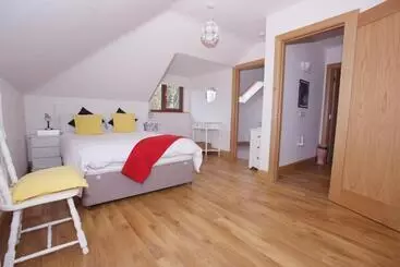 Woodview House Bed And Breakfast