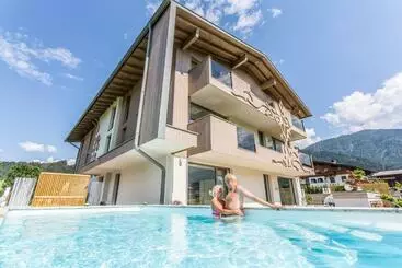 Aparthotel Enjoy The Alps