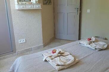 Bed and Breakfast Fontaine De Cérier