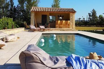 Bed and Breakfast Fontaine De Cérier