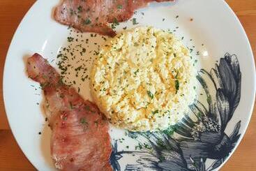 Nocleg ze śniadaniem A New U Country Cottage