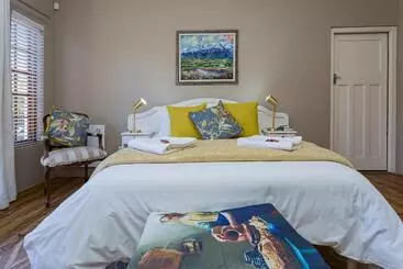 7 On Annandale B&b