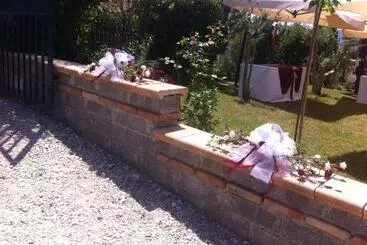 تختخواب و صبحانه A Casa Di Mamma