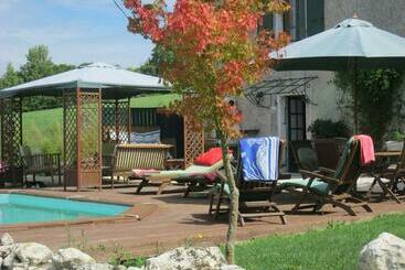 צימר Le Petit Lavoir