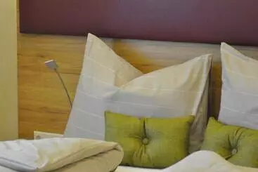 Hotel Garni Mittelpunkt Europa Gmbh