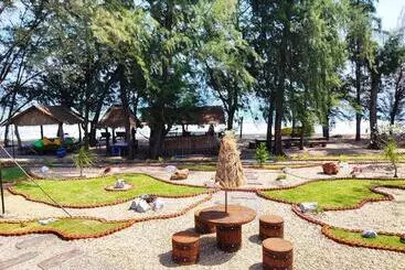 Aamiaismajoitus (B&B) Mumsa Beach Resort & Restaurant