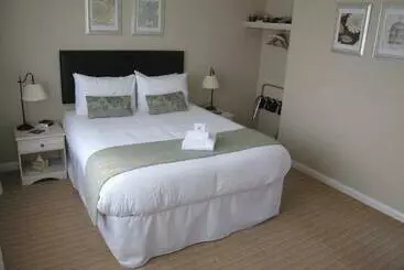 Bed and Breakfast Oak Tree Lodge & Holiday Parking