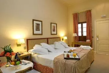 هتل Suite Alcazar