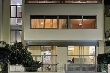 هتل آپارتمان Euphorbia Residence
