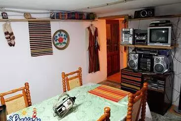 Pensió Elida Guest House