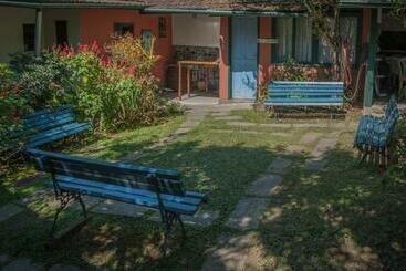 Pensió Pousada Flor Do Mato