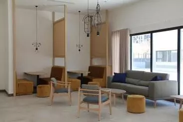 هتل آپارتمان Livensa Living Studios Málaga Feria