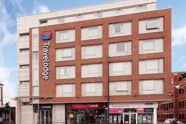 Отель Travelodge Maidenhead Central
