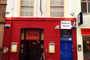 Albergue Midtown Lodge