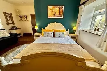 Home Farm Bed & Breakfast