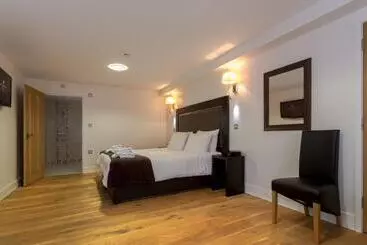 Auberge Gosforth Hall Inn