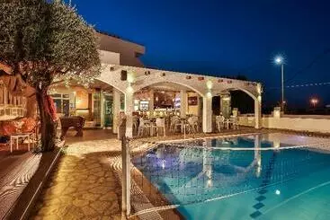 آپارتمان Malibu Boutique Studios & Bungalows