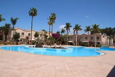 Bungalow Green Oasis Club