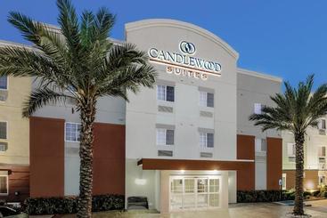 ホテル Candlewood Suites Houston Nw  Willowbrook, An Ihg