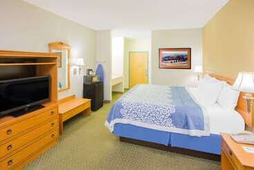 Hotel Days Inn By Wyndham Hattiesburg Ms