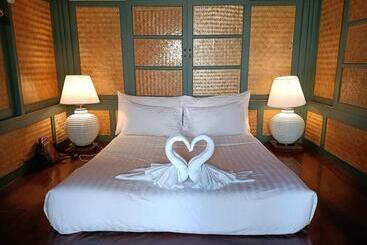 Bann Pae Cabana Hotel And Resort