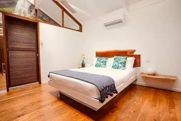 Отель Daintree Wilderness Lodge