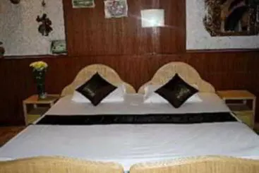 Отель Eden Garden