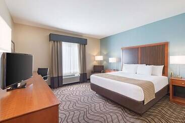 فندق La Quinta By Wyndham Mathis