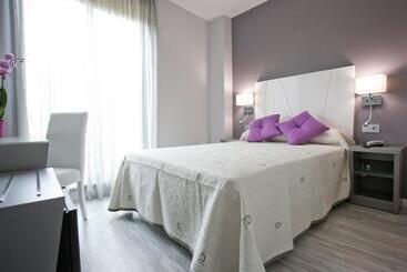 Отель Alix Boutique