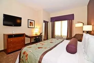 Отель Best Western Plus Carousel Inn & Suites Burlington