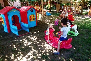 هتل Sera Pansiyon