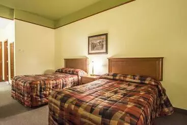 酒店 Econo Lodge Inn & Suites