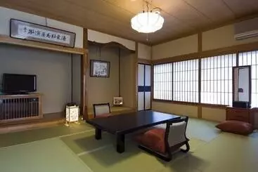 Ekinariya Ryokan