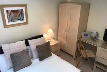 Bed and Breakfast 31 Queens Road