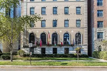 Отель Margarita European Inn, Ascend  Collection