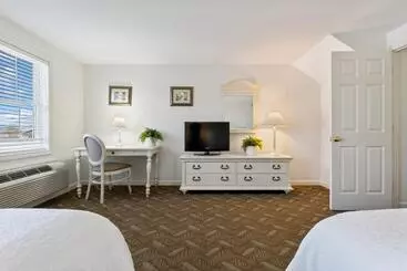 Pink Blossoms Resort