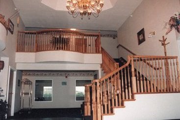 Отель GuestHouse Inn & Suites Dillon