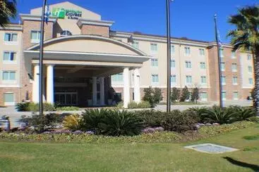 ホテル Holiday Inn Express & Suites Gonzales By Ihg