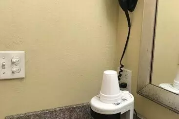 호텔 Budget Inn Madill