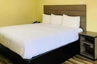 モーテル Central Coast Inn Cayucos