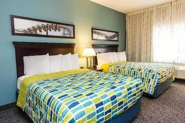 Hotel Cedar Point S Express