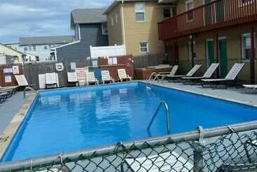 Offshore Motel