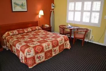 בית מלון כפרי Alpha Inn & Suites