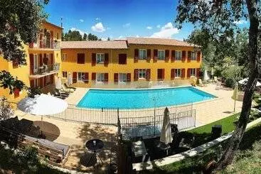 ホテル Resid Artel Cadarache Iter