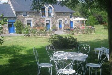 ベッドアンドブレックファースト Gîtes Chez L Habitant La Touche D En Bas